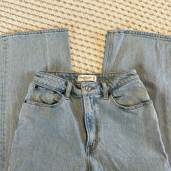 Abercrombie & Fitch Denim - Abercrombie crossover jeans